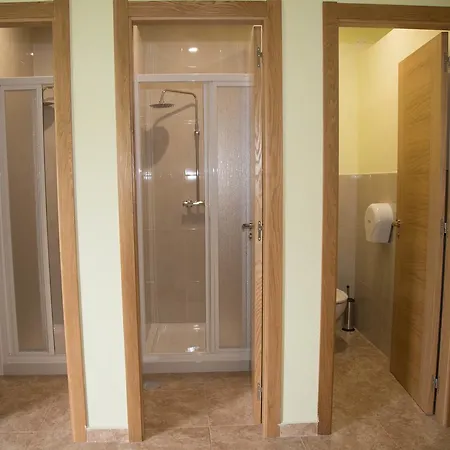 Montoto بيت شباب