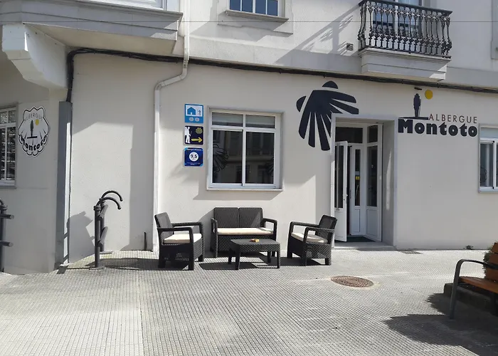 Hostel Montoto Melide